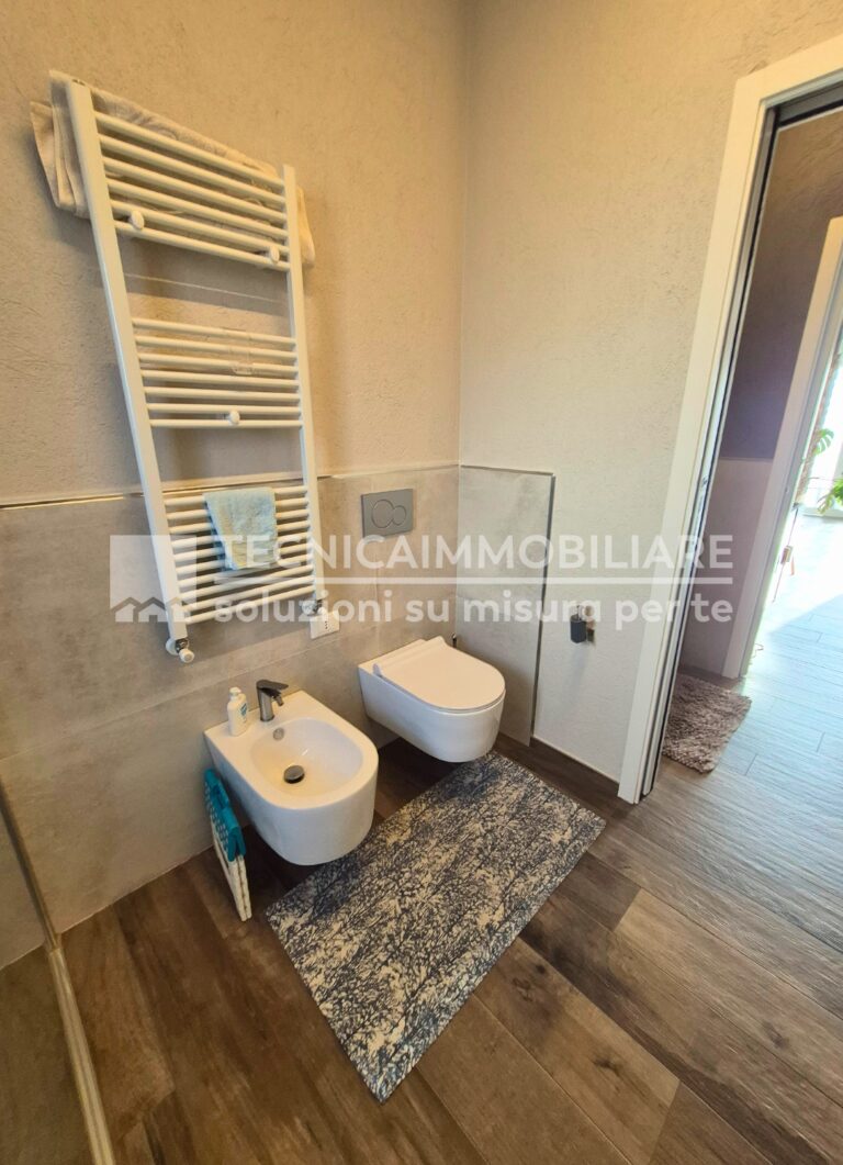 13-1 (Grande) (Media)