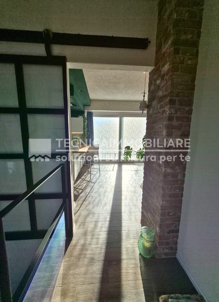 17-1 (Grande) (Media)